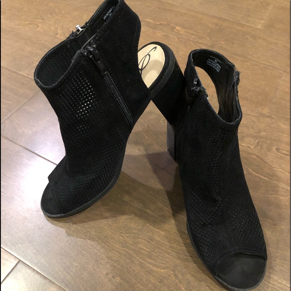American Rag - Ankle Bootie - Picture 4 of 4